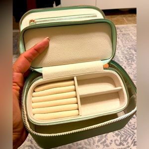 Rachel Zoe 2 Piece Carry Case